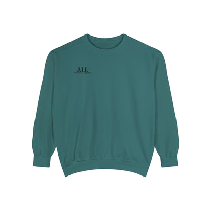 Jesus is Lord ( Jèsus est seigneur ) Garment-Dyed Sweatshirt